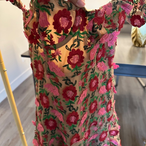 For Love & Lemons Amelia Off-Shoulder Mini dress Size XS Floral Embroidery - Picture 7 of 7